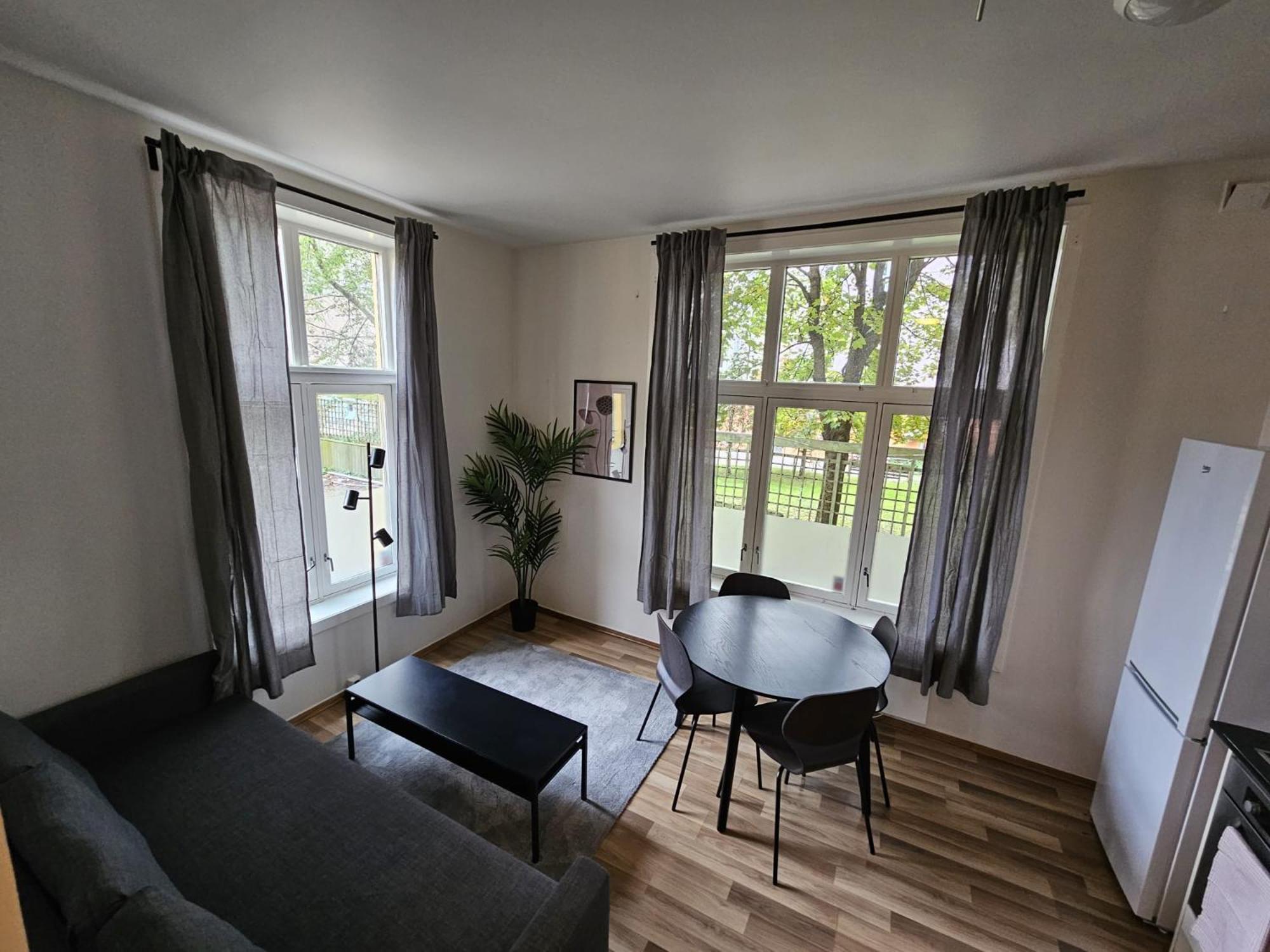 Gruenerlokka Shared Apartment *
